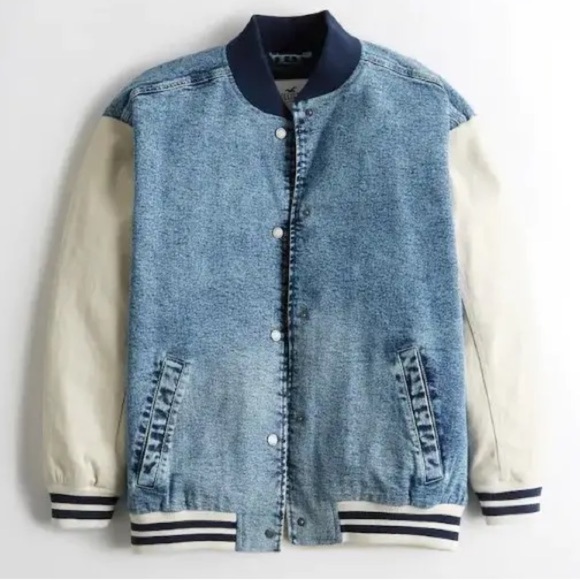 Hollister woman’s denim varsity bomber jacket size medium - Picture 2 of 7